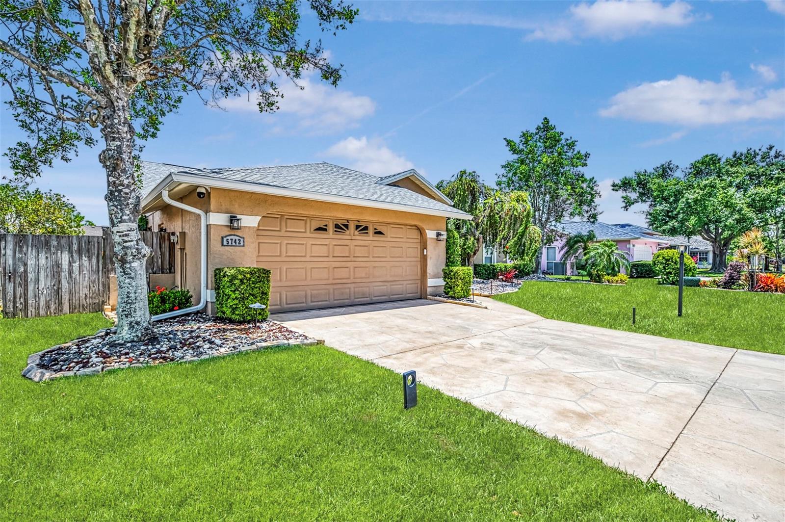 Image 5 of 69 For 5742 39th Street Circle E