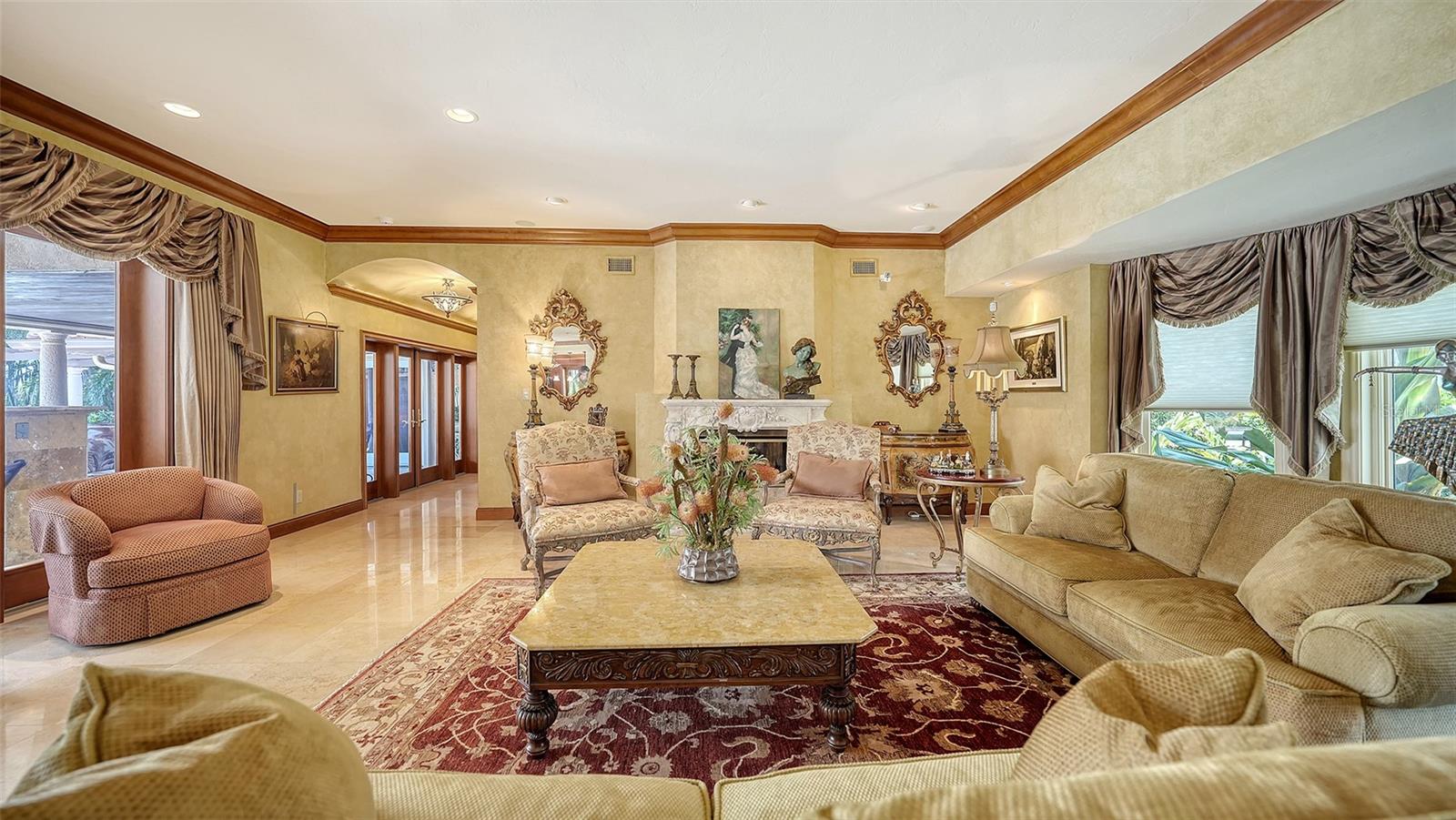 Image 12 of 96 For 203 Robin Drive