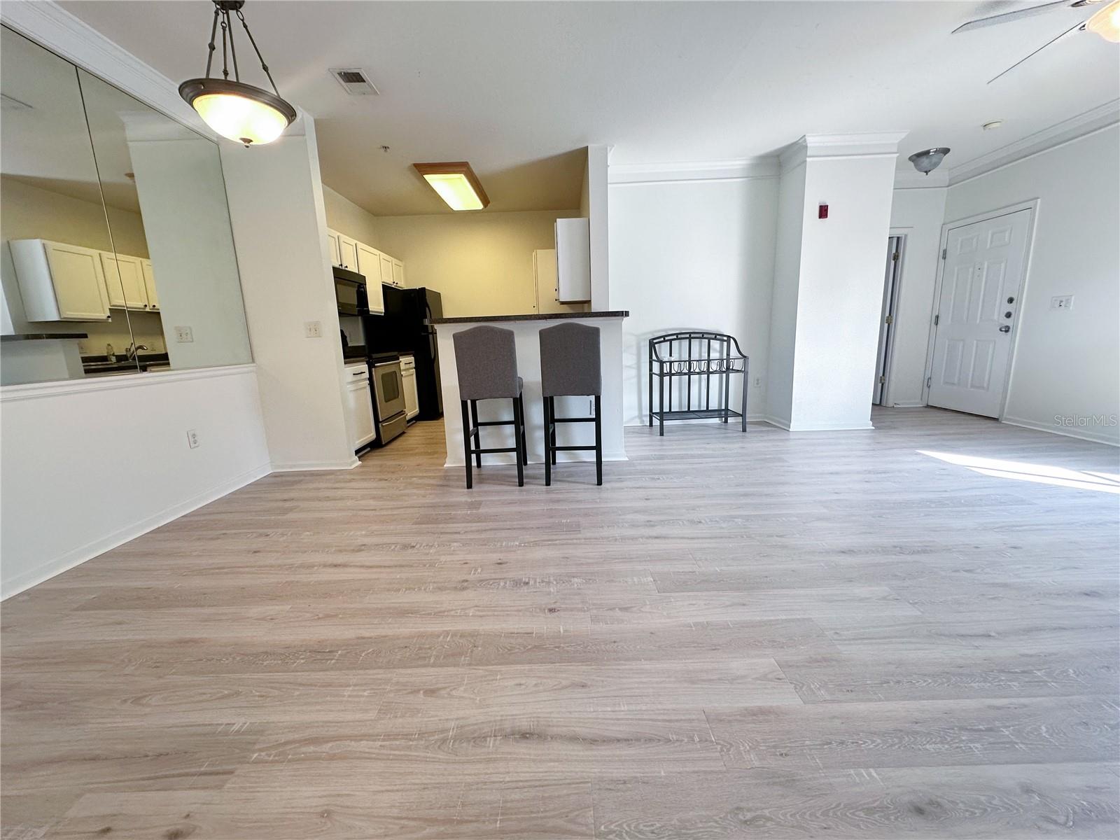 Image 6 of 30 For 4802 51st Street W 1115
