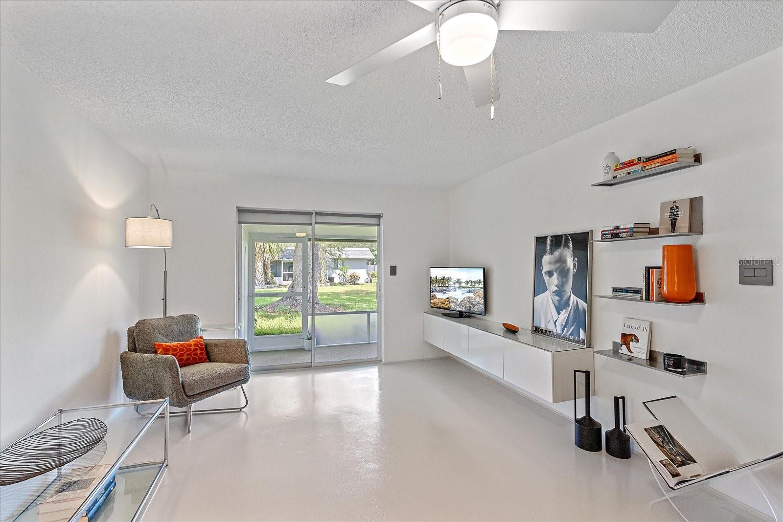 Image 2 of 24 For 4160 Fruitville Road 65
