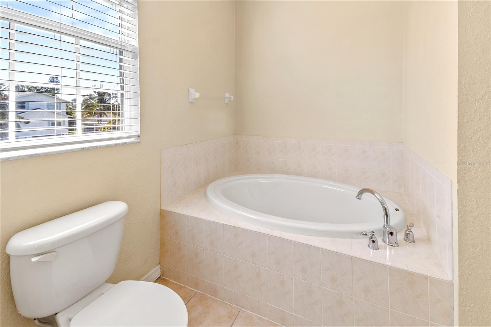 Image 16 of 63 For 3409 10th Lane W