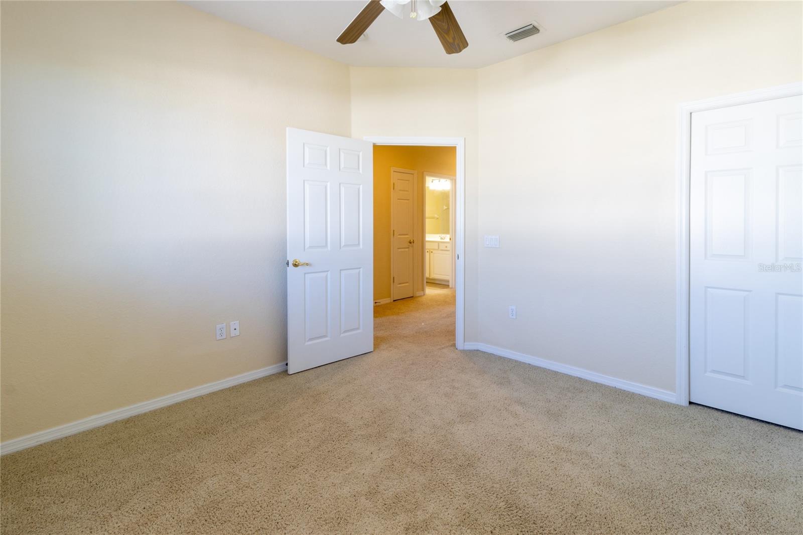 Image 29 of 63 For 3409 10th Lane W