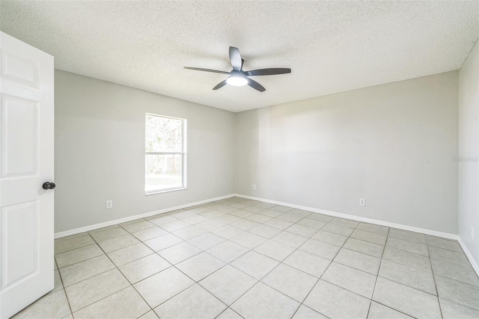 Image 3 of 10 For 1062 Blossom Drive