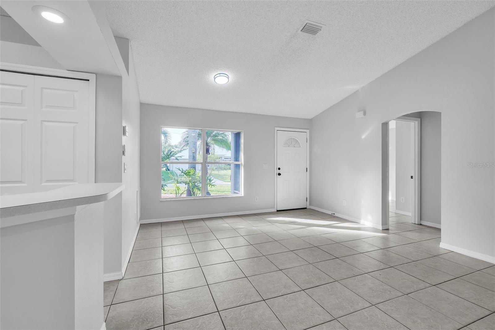 Image 7 of 10 For 1062 Blossom Drive