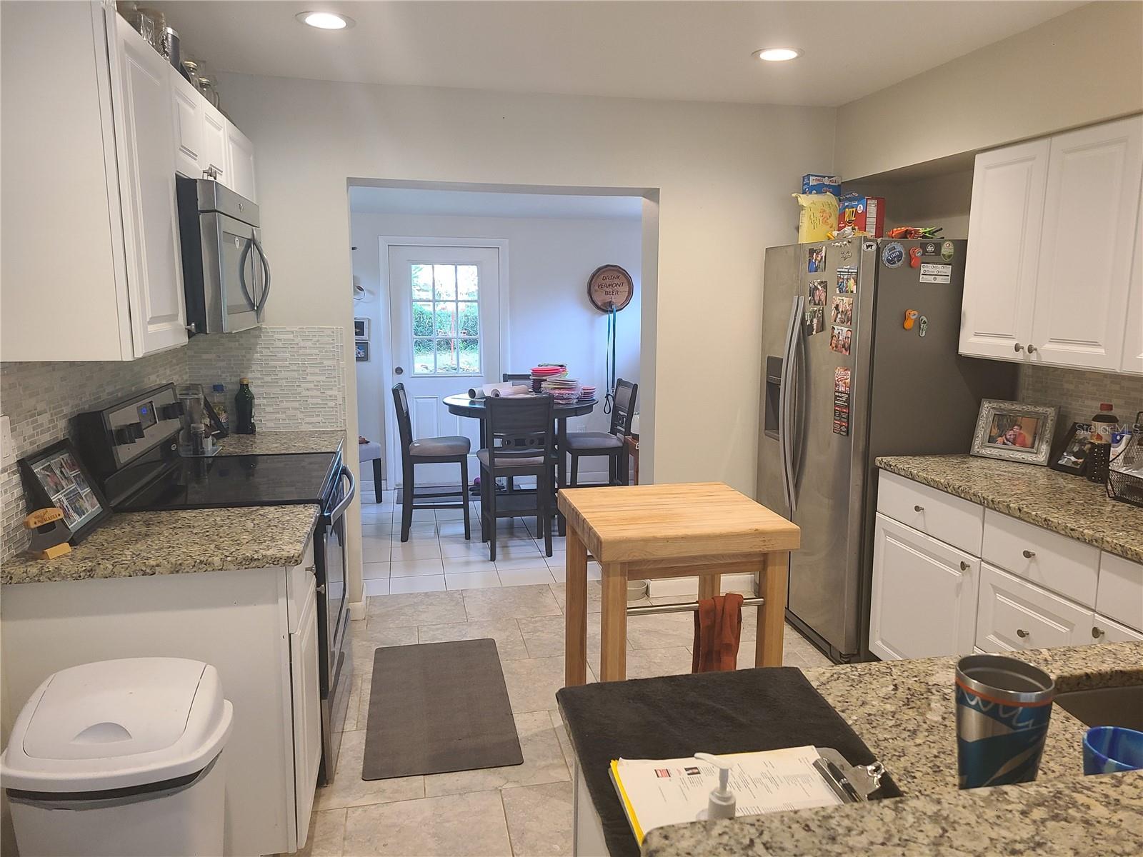 Image 7 of 25 For 2212 Vinson Avenue