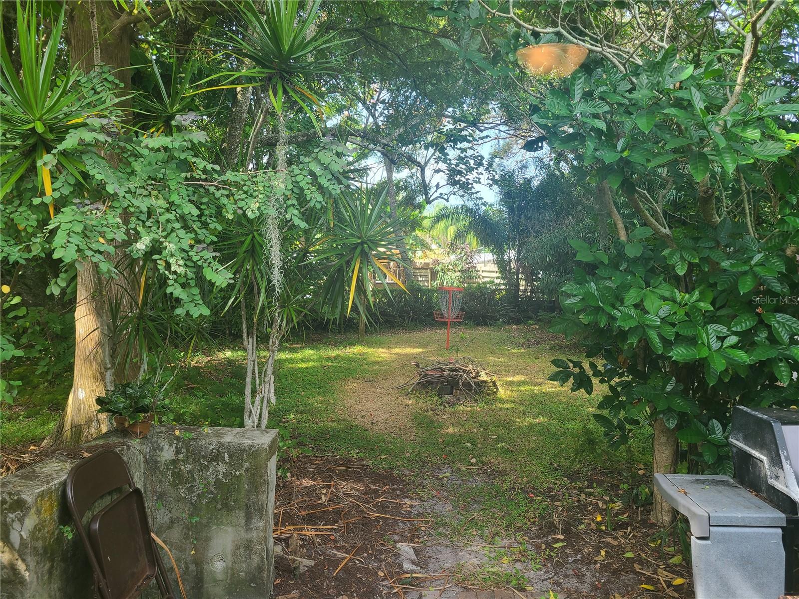 Image 8 of 25 For 2212 Vinson Avenue