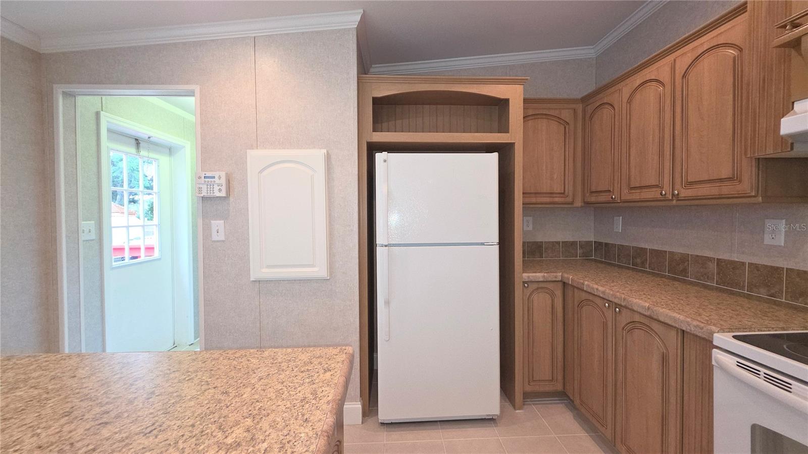Listing photo id 13 for 6238 Angus Valley Drive