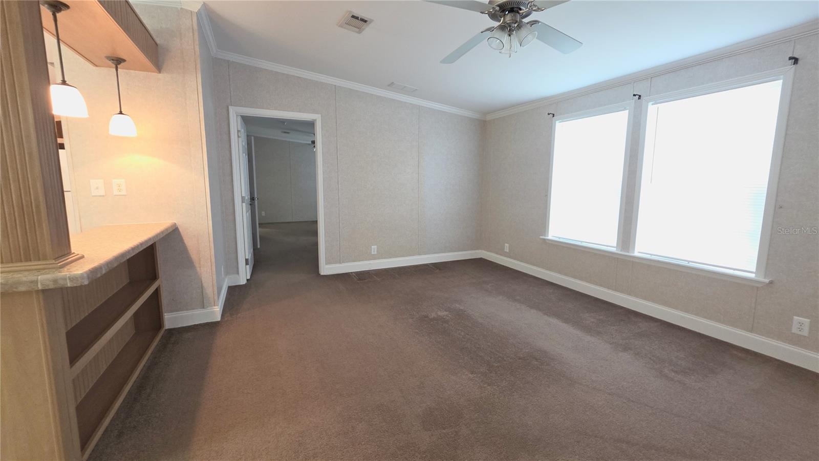 Listing photo id 16 for 6238 Angus Valley Drive