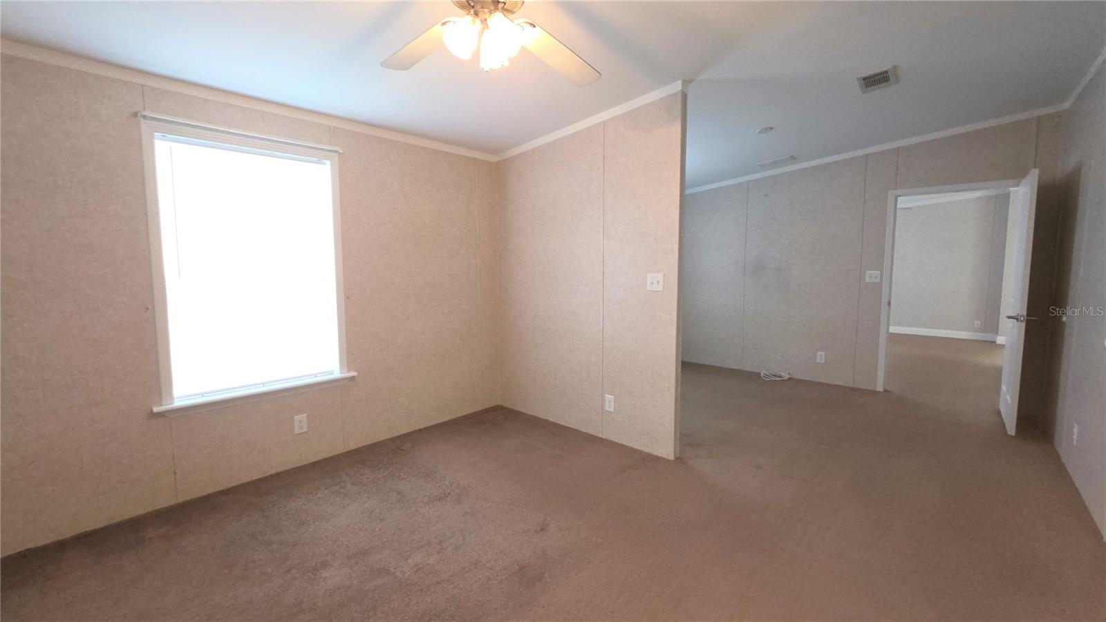 Listing photo id 27 for 6238 Angus Valley Drive