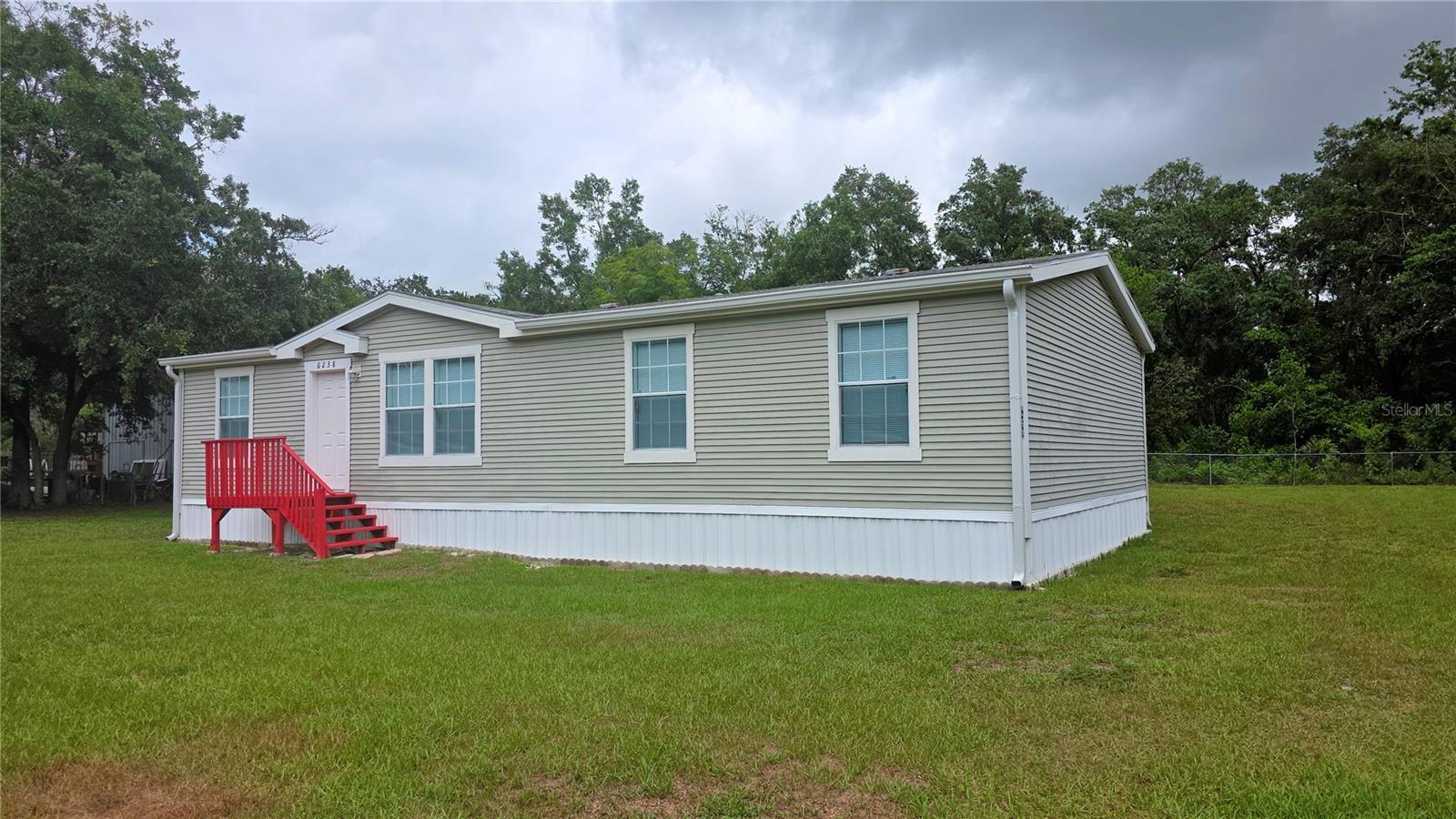 Listing photo id 1 for 6238 Angus Valley Drive