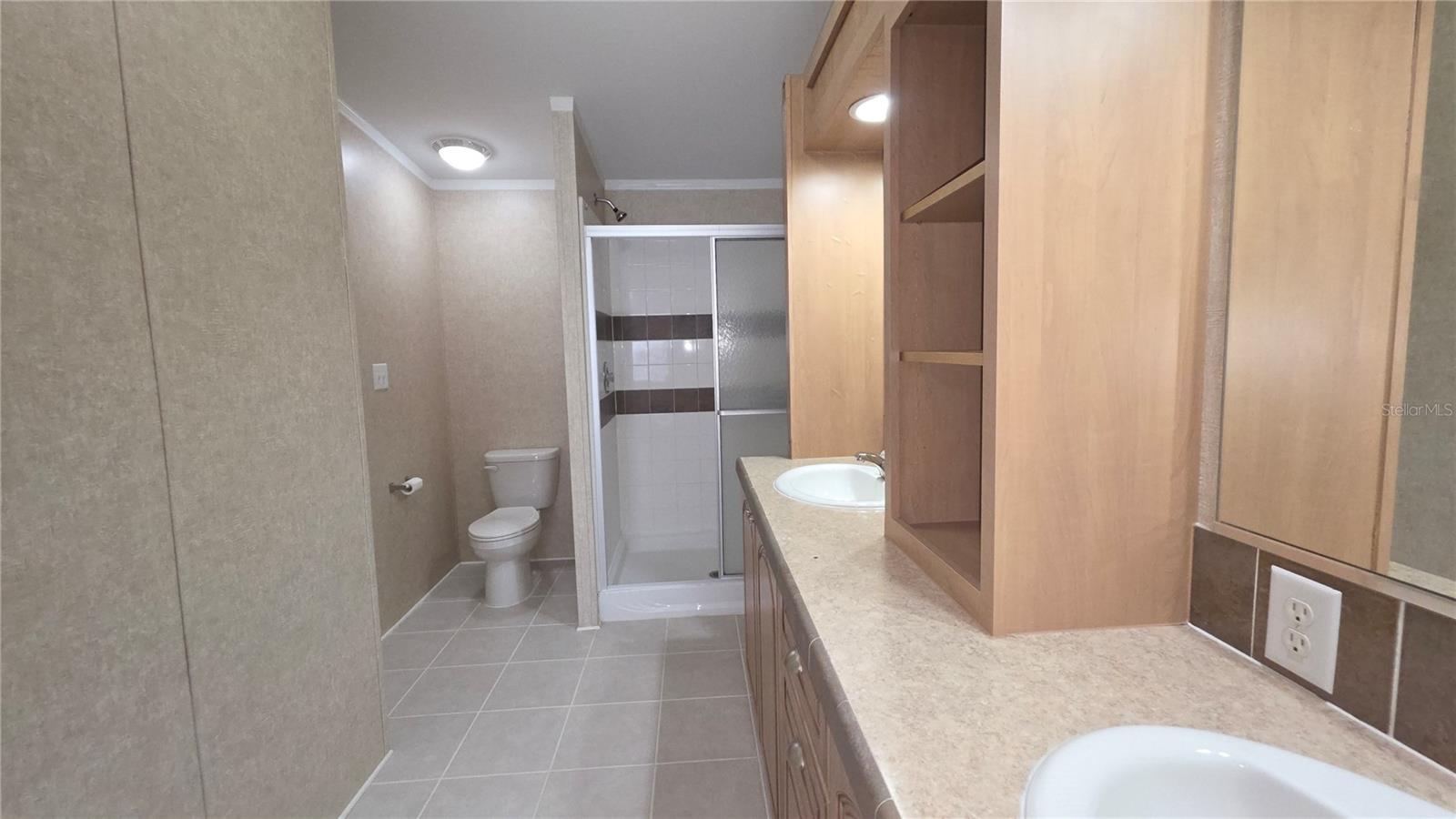 Listing photo id 32 for 6238 Angus Valley Drive
