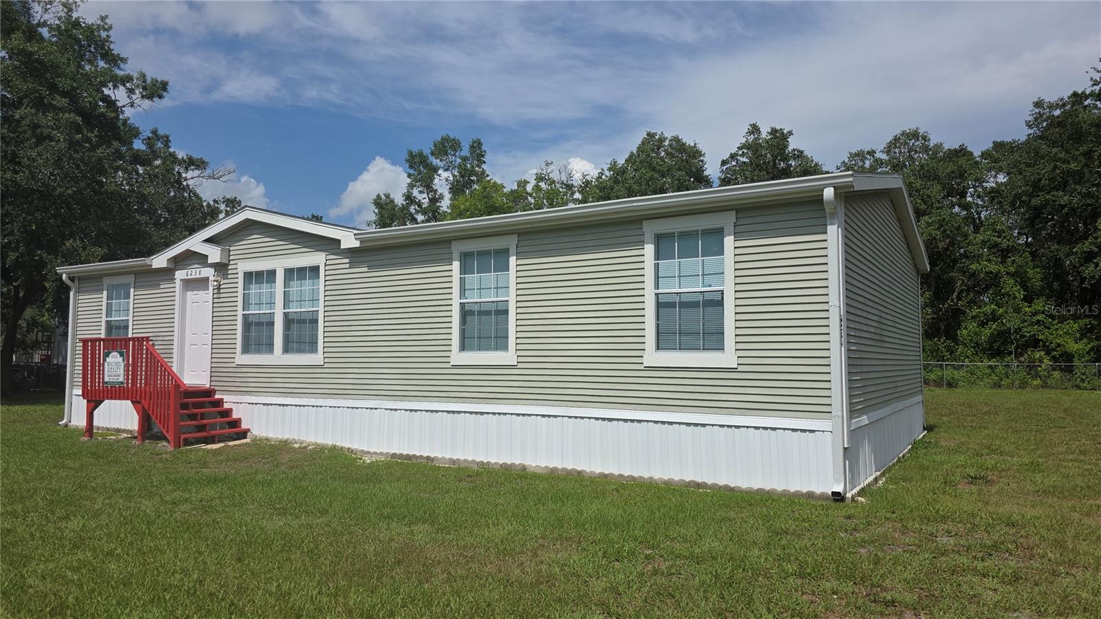 Listing photo id 38 for 6238 Angus Valley Drive