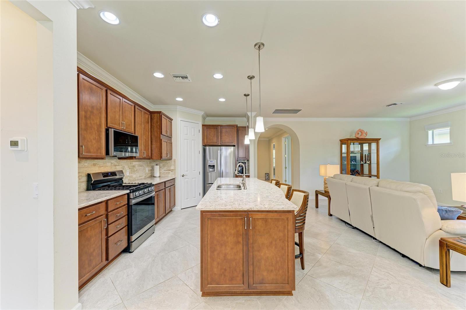 Image 10 of 62 For 6756 Chester Trail