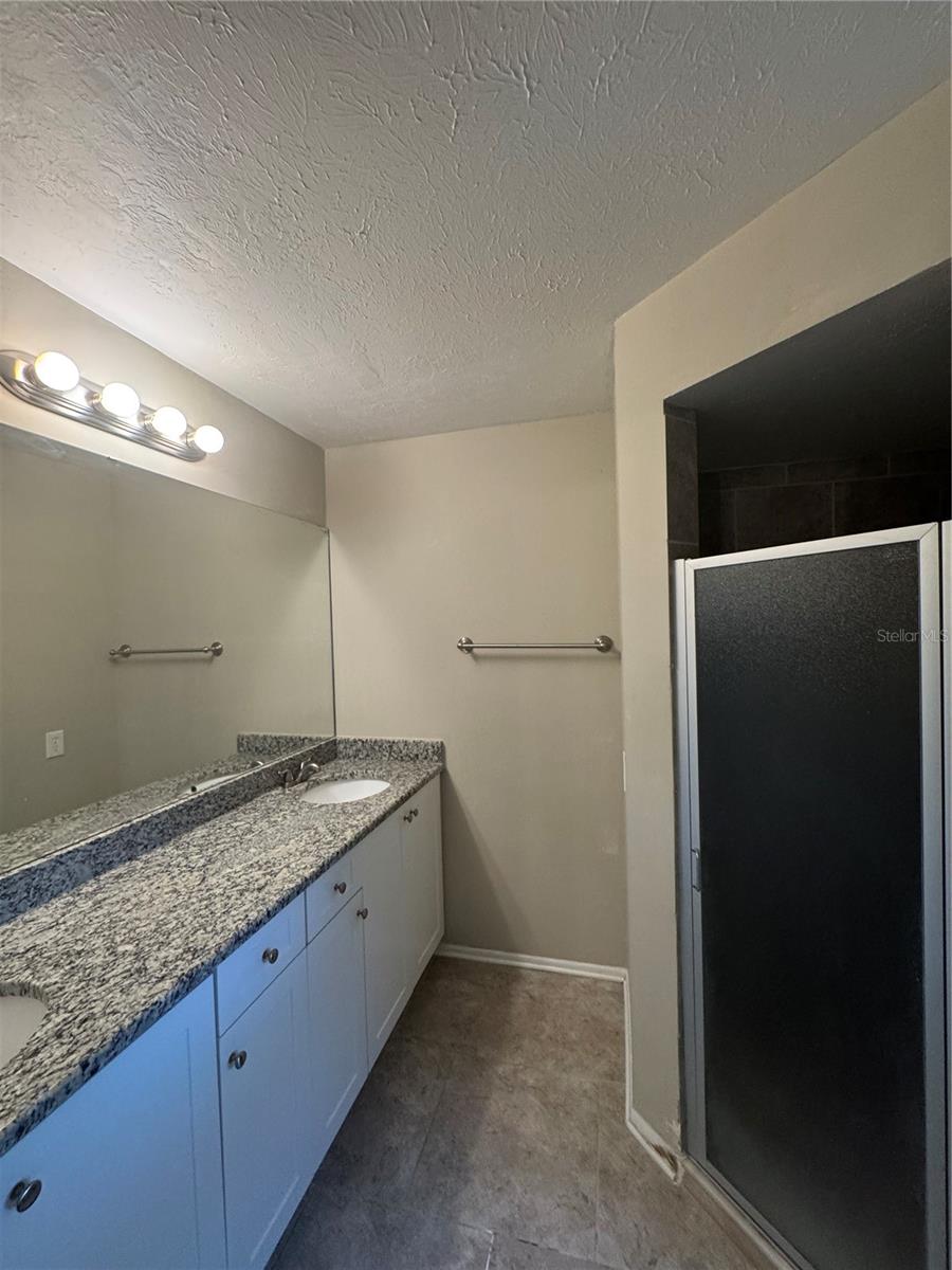 Image 53 of 66 For 2475 Wood Oak Drive