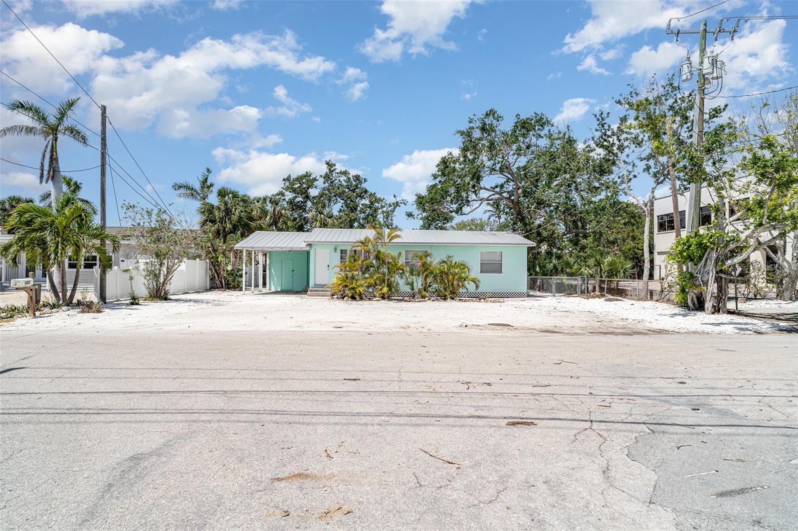 Details for 5026 Calle Minorga, SARASOTA, FL 34242