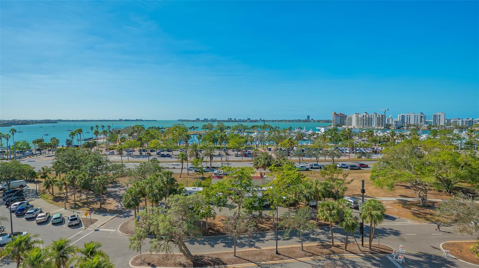 Image 16 of 88 For 101 Gulfstream Avenue 8g