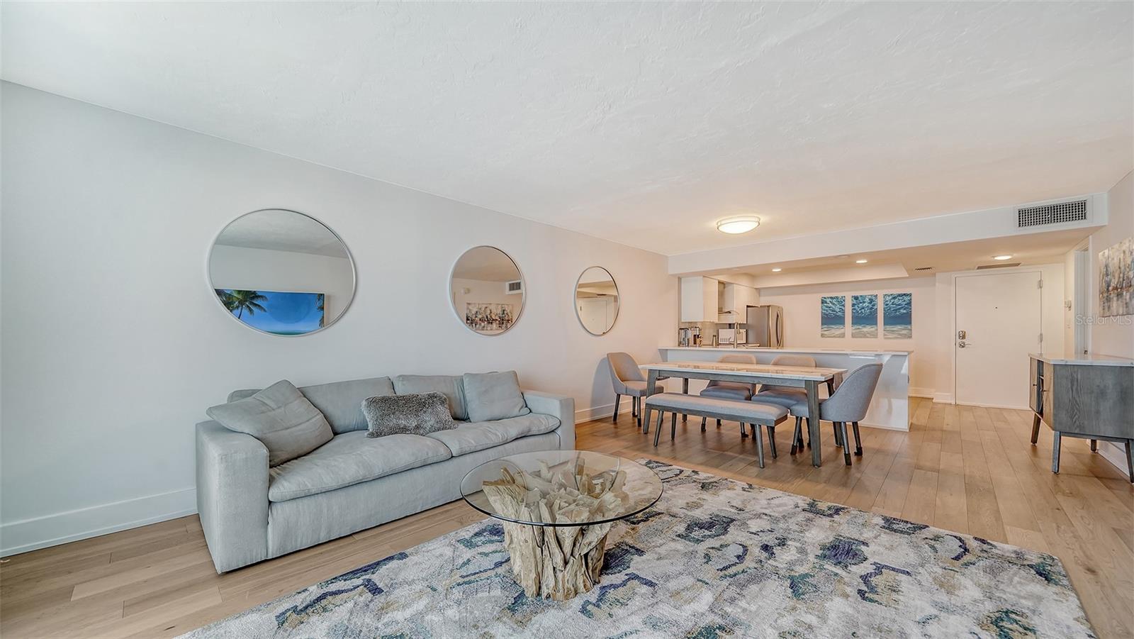 Image 20 of 88 For 101 Gulfstream Avenue 8g