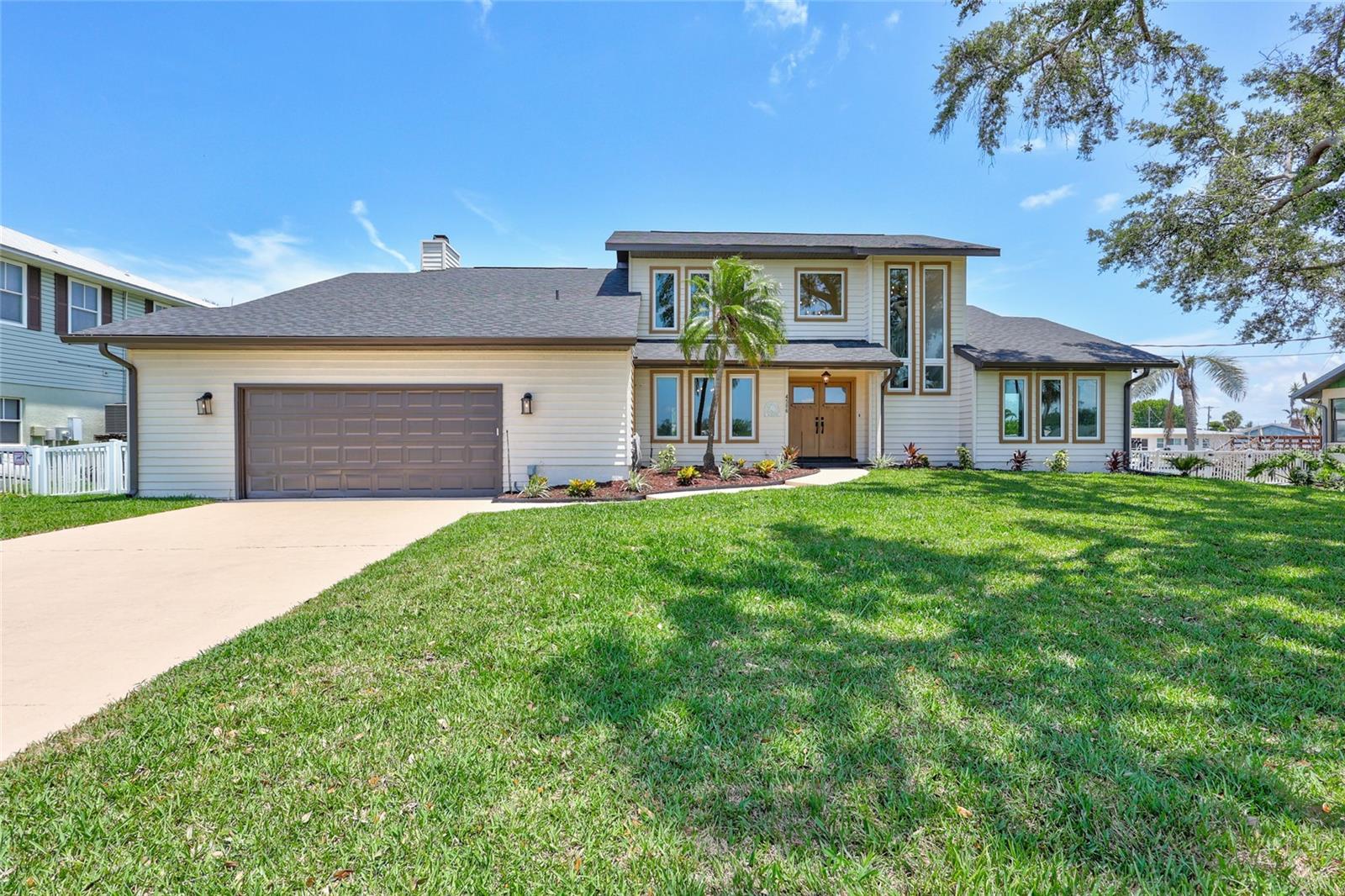 Listing photo id 78 for 4506 17th Street W