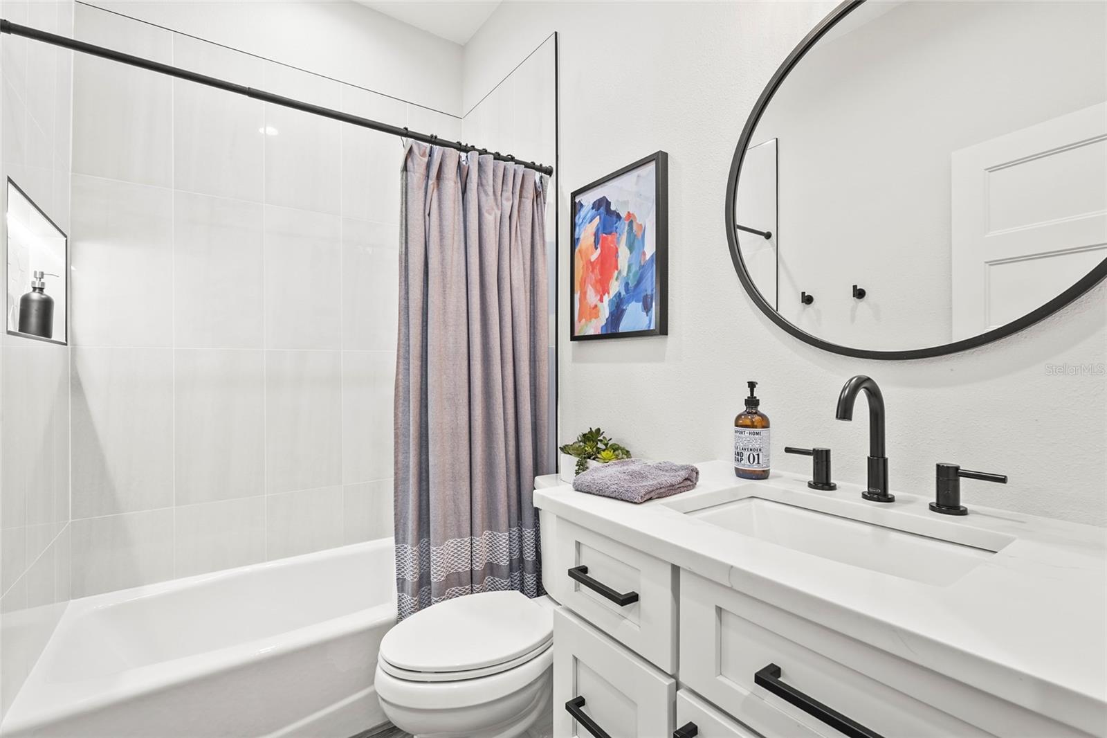 Image 20 of 47 For 5646 Simonton Street
