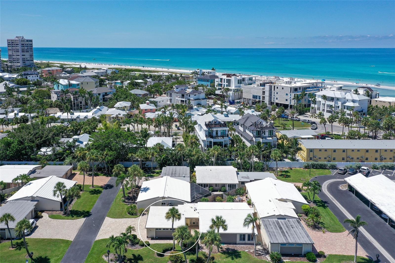 Image 4 of 80 For 104 Whispering Sands Drive V27