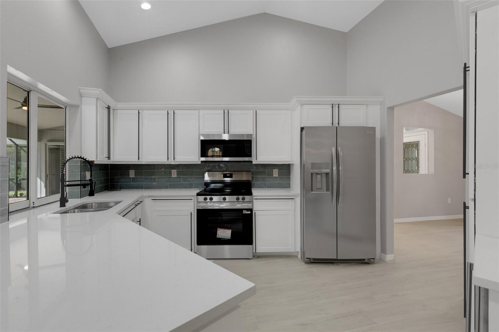 Image 22 of 87 For 4473 Diamond Circle S