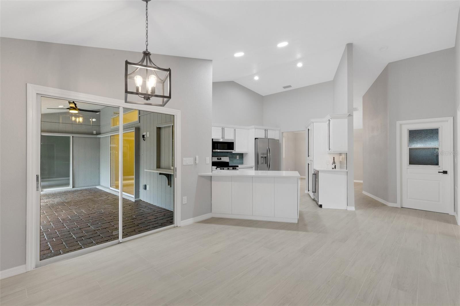 Image 26 of 87 For 4473 Diamond Circle S