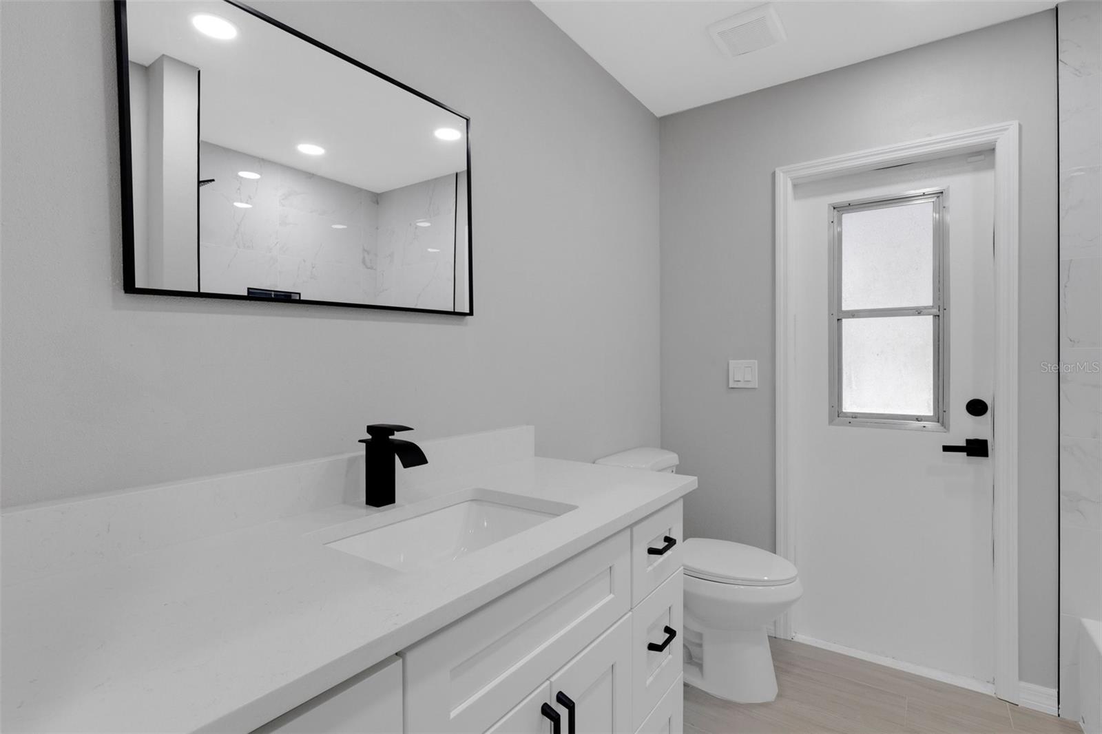 Image 41 of 87 For 4473 Diamond Circle S