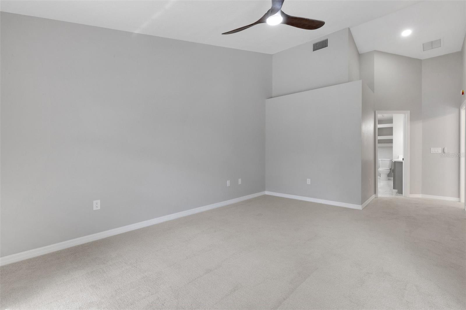 Image 57 of 87 For 4473 Diamond Circle S