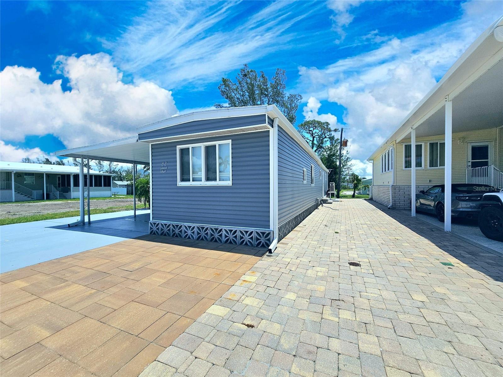 Image 26 of 33 For 10315 Cortez Road W 32-7