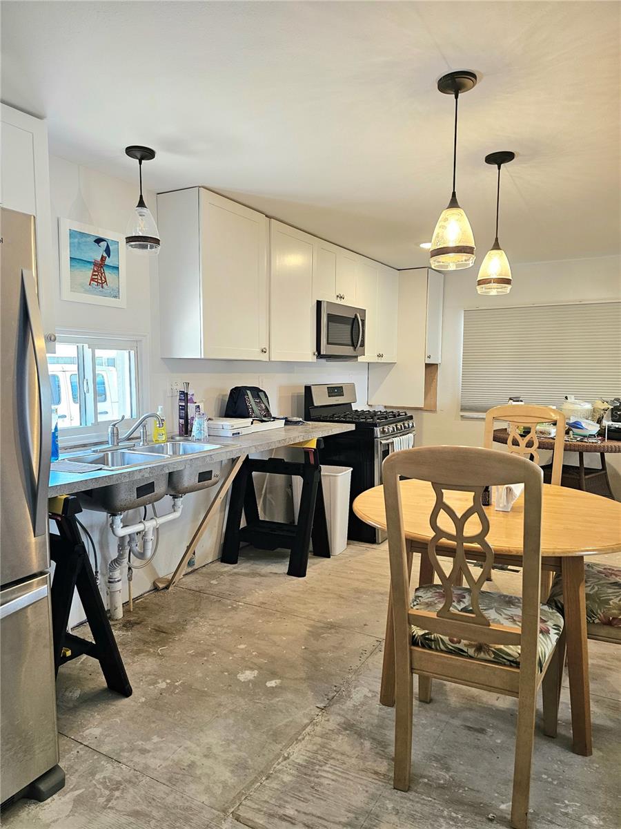 Image 33 of 33 For 10315 Cortez Road W 32-7