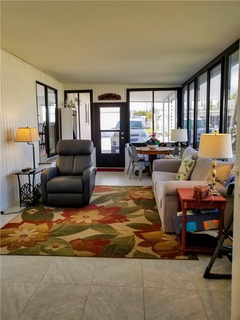 Image 8 of 33 For 10315 Cortez Road W 32-7