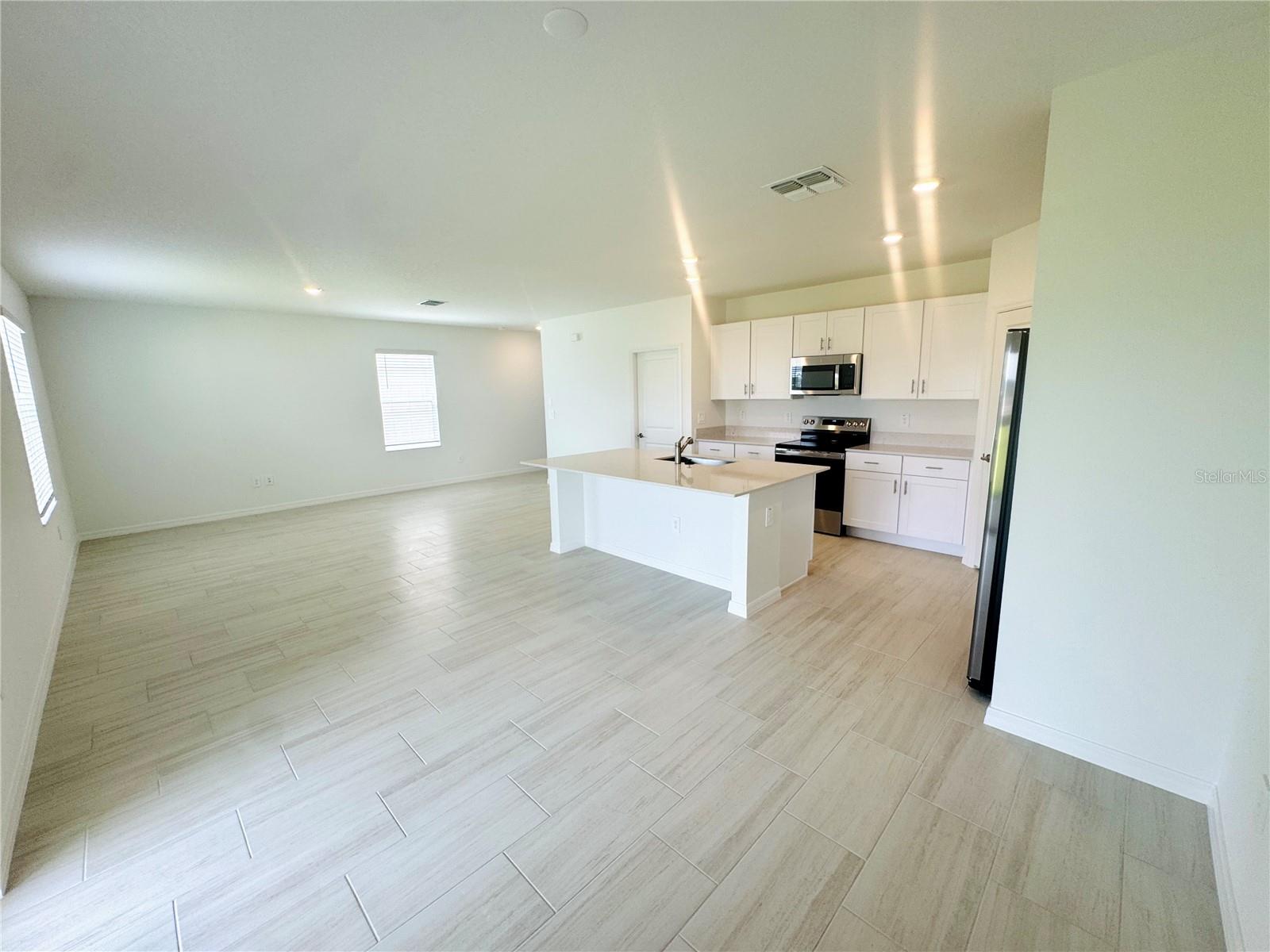 Image 6 of 32 For 8537 Bella Mar Trl