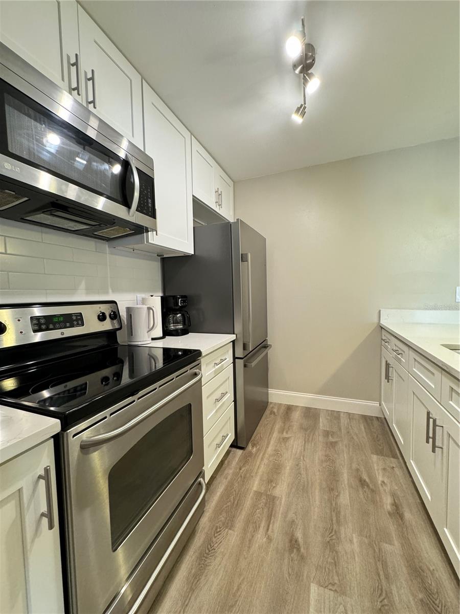 Image 13 of 34 For 3811 59th Avenue W 3811