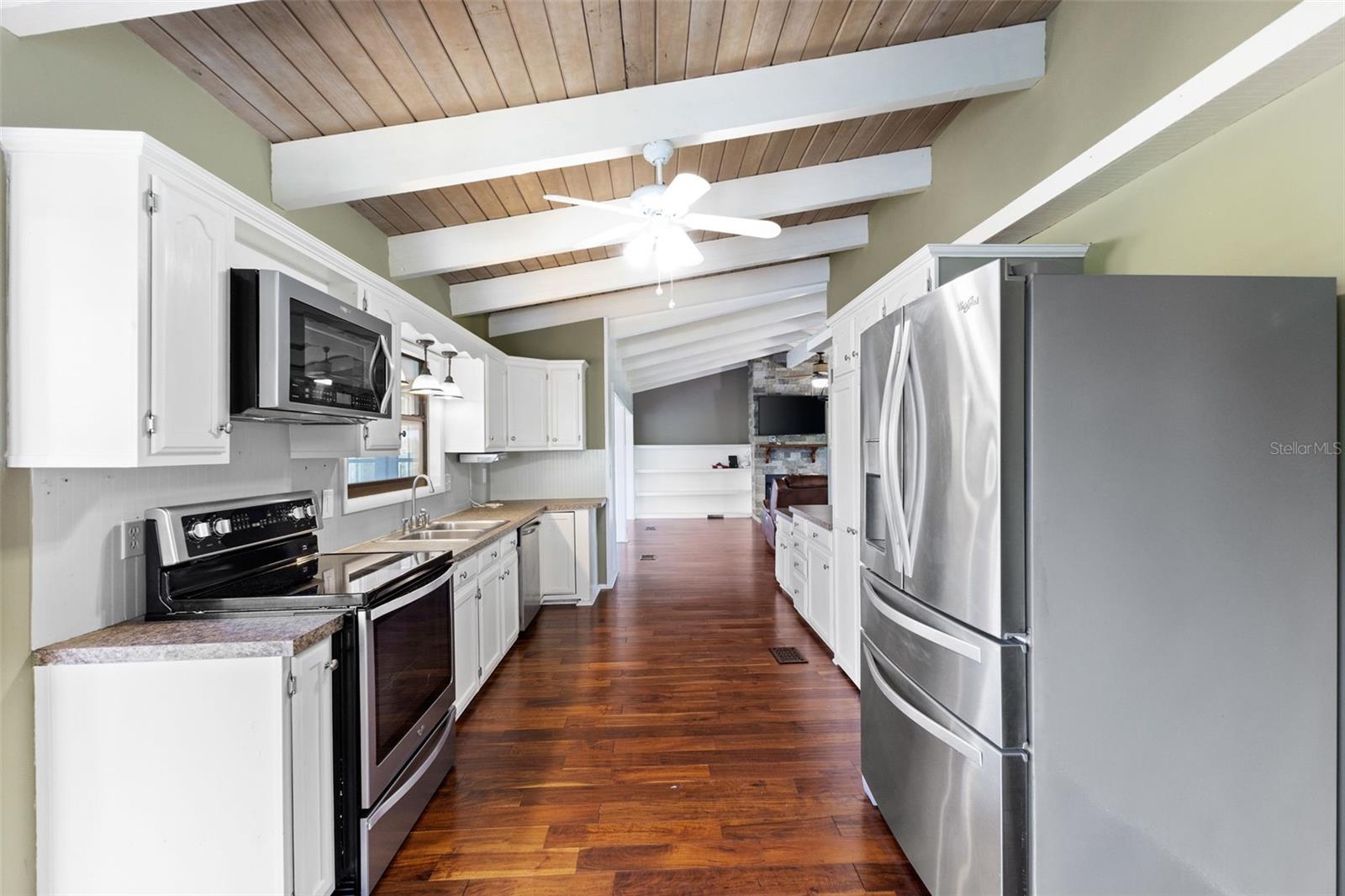 Image 9 of 51 For 6406 Lincoln Road
