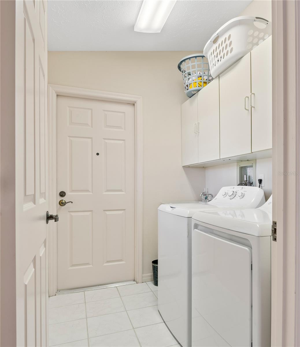 Image 16 of 20 For 1654 Waxwing Court