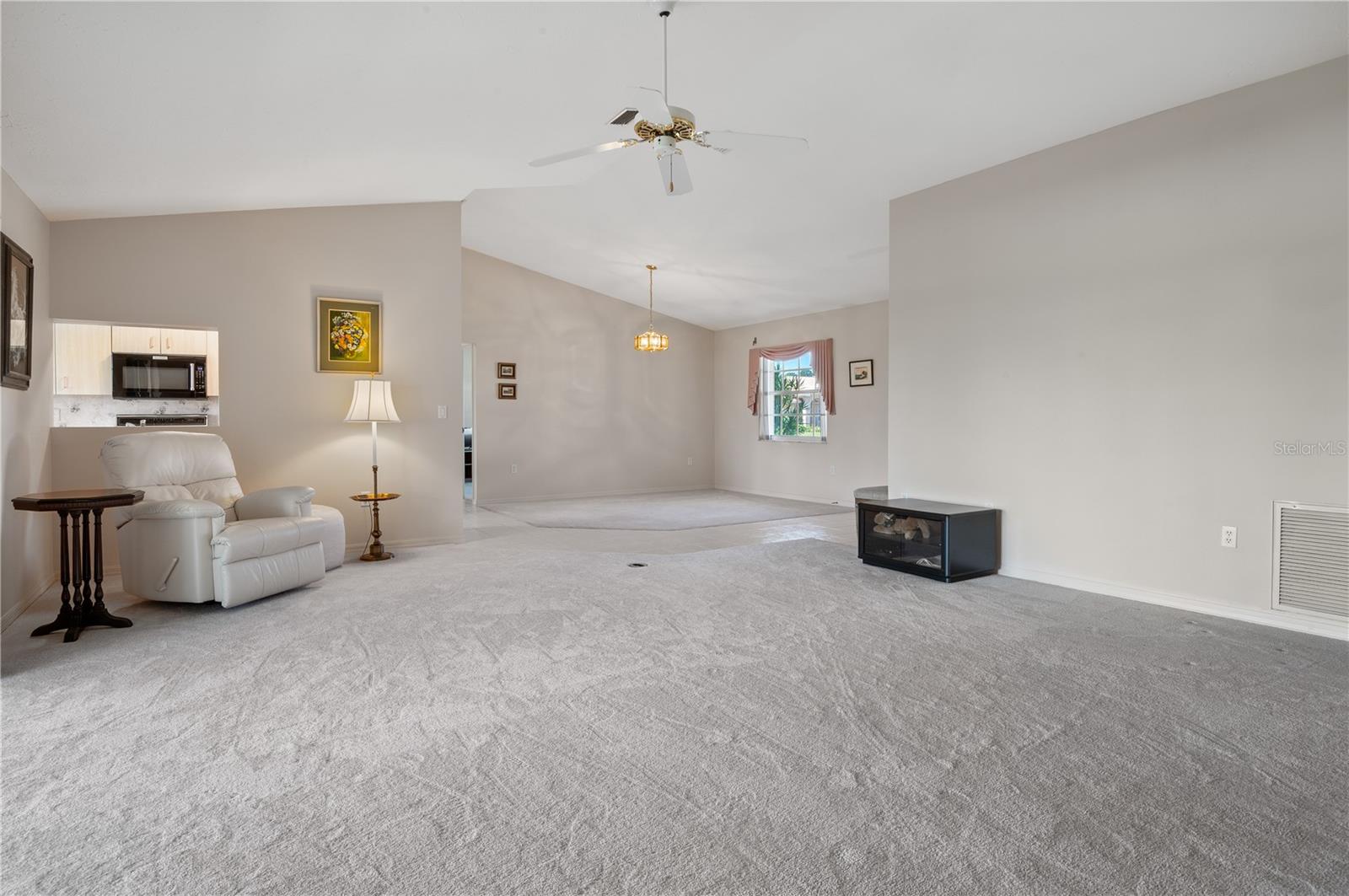 Image 4 of 20 For 1654 Waxwing Court