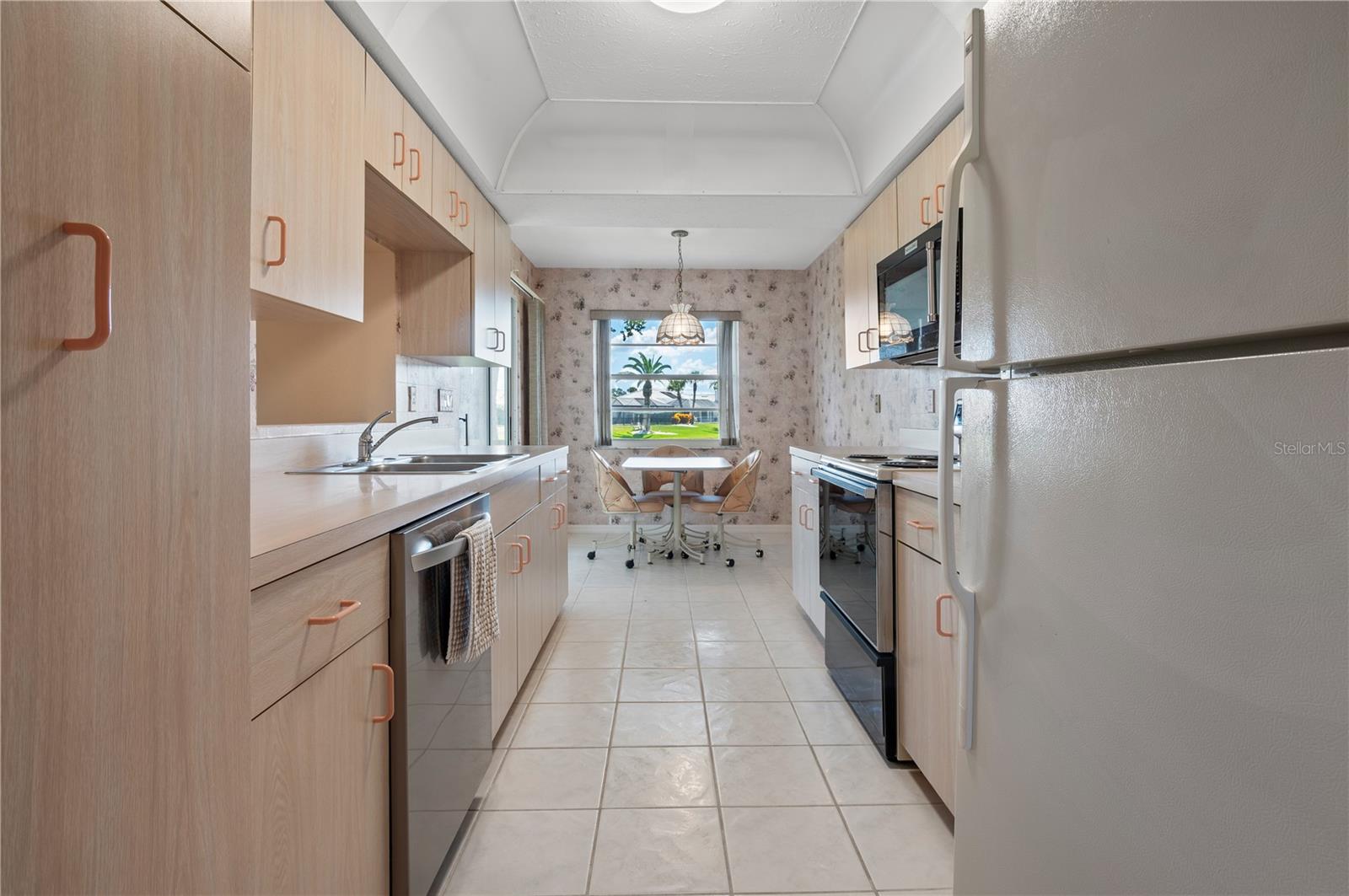 Image 7 of 20 For 1654 Waxwing Court