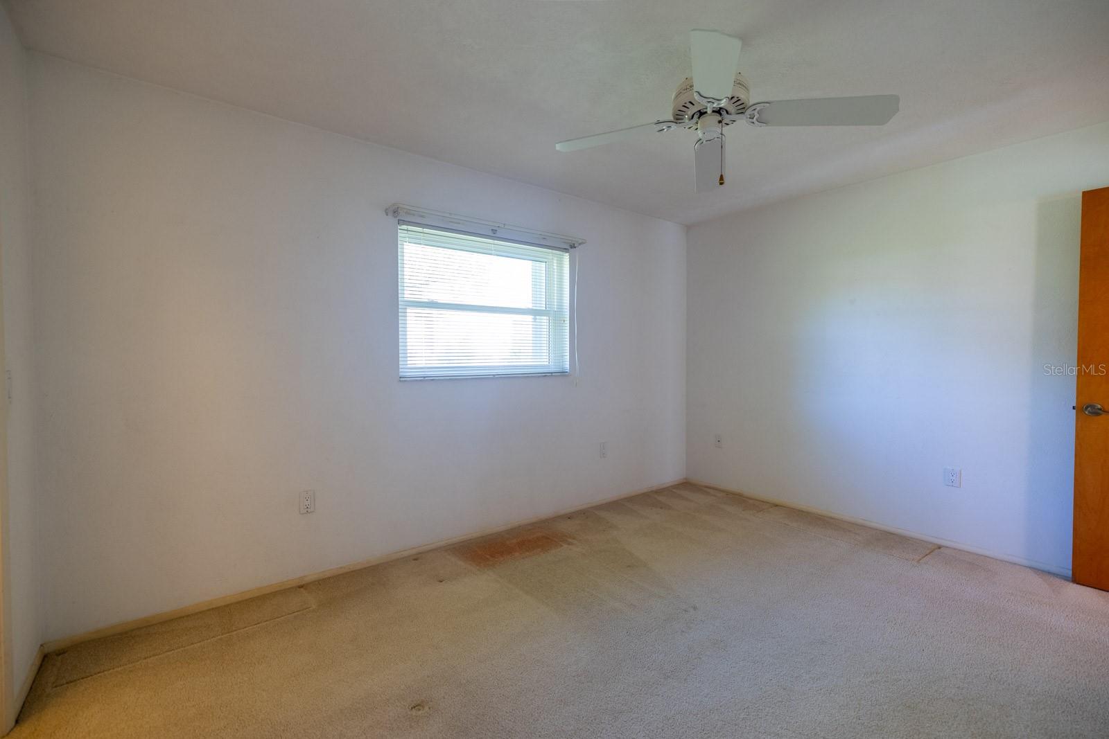 Image 37 of 77 For 1279 Vermeer Drive