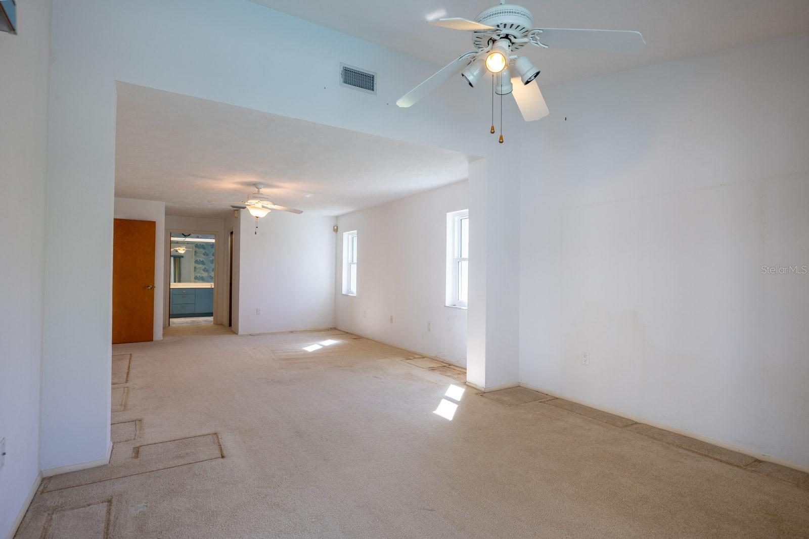 Image 55 of 77 For 1279 Vermeer Drive