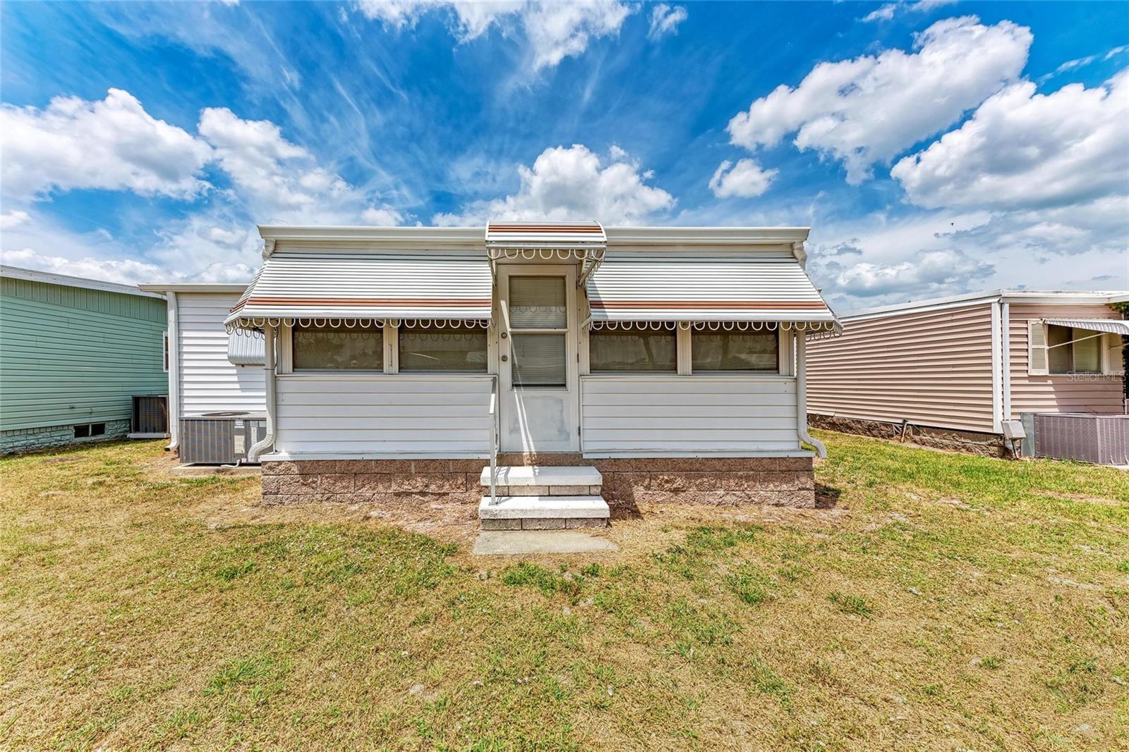 Image 29 of 34 For 5619 Bayshore Road 203