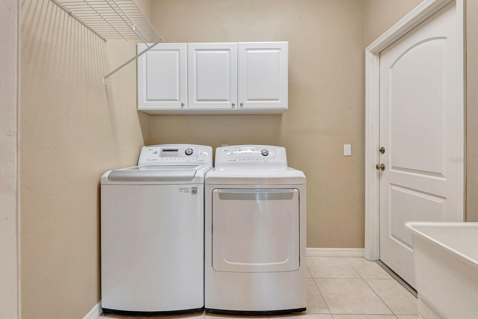 Image 13 of 61 For 8047 Desoto Woods Drive