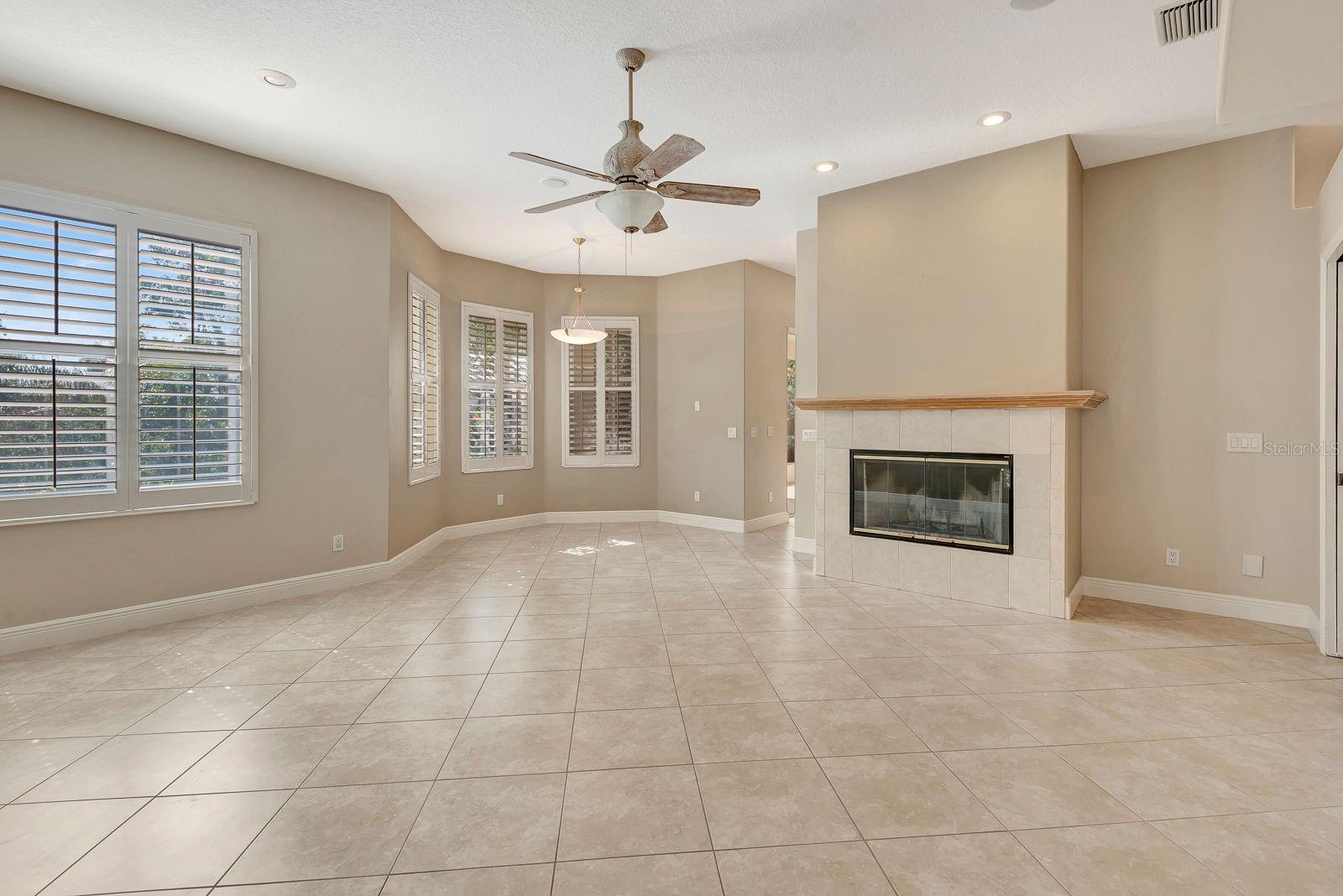 Image 15 of 61 For 8047 Desoto Woods Drive