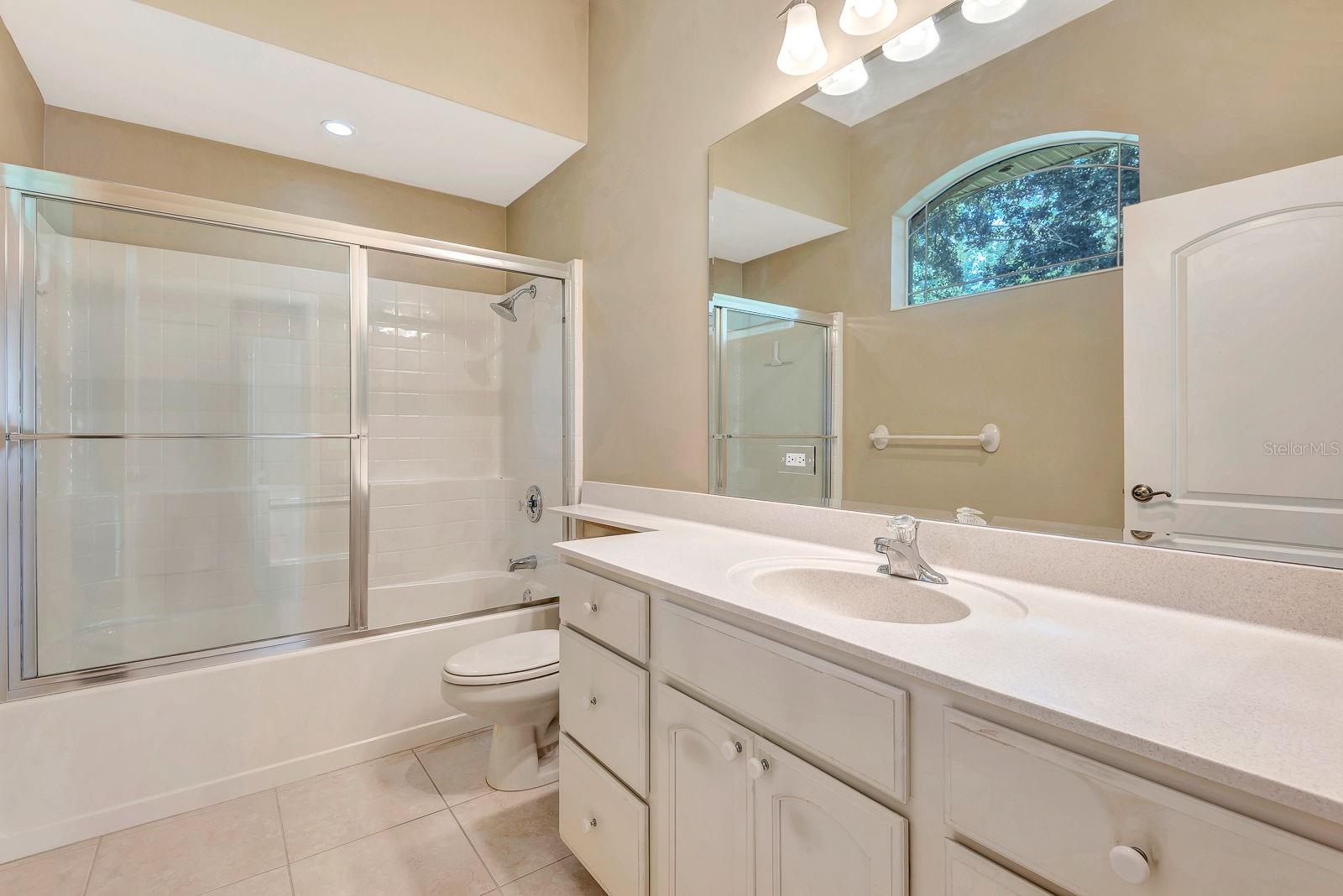 Image 23 of 61 For 8047 Desoto Woods Drive