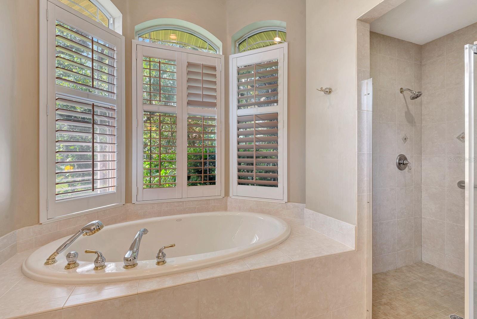 Image 27 of 61 For 8047 Desoto Woods Drive