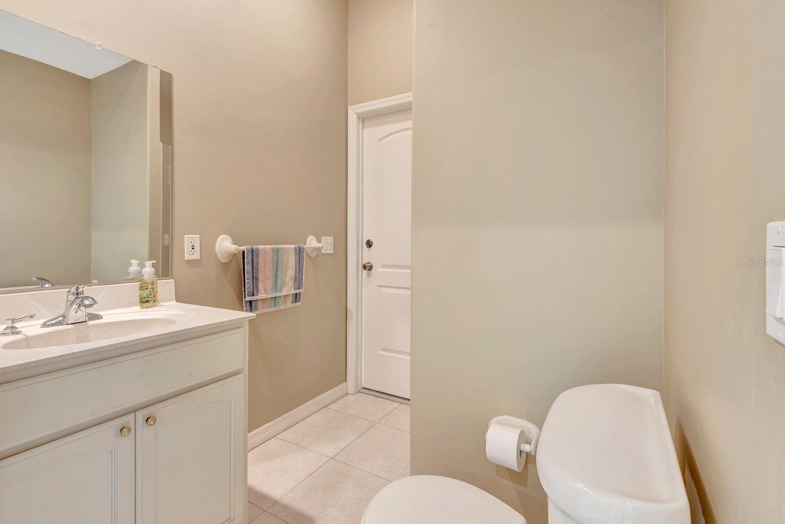 Image 39 of 61 For 8047 Desoto Woods Drive
