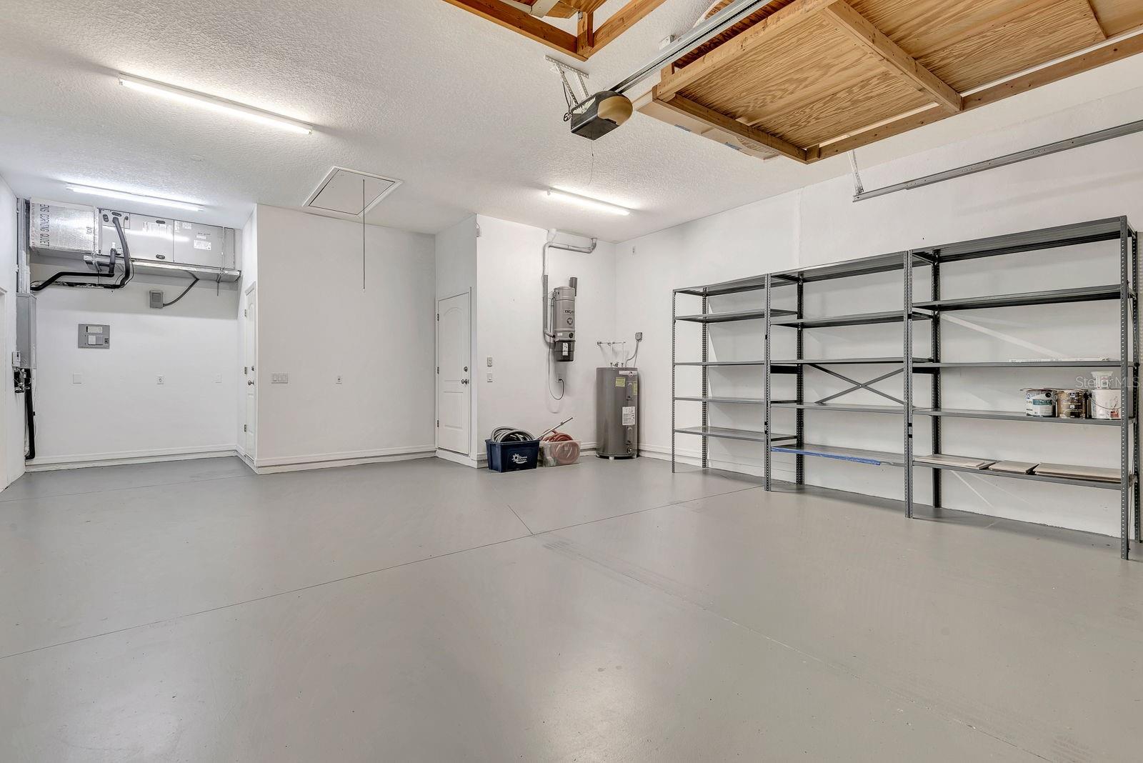 Image 42 of 61 For 8047 Desoto Woods Drive