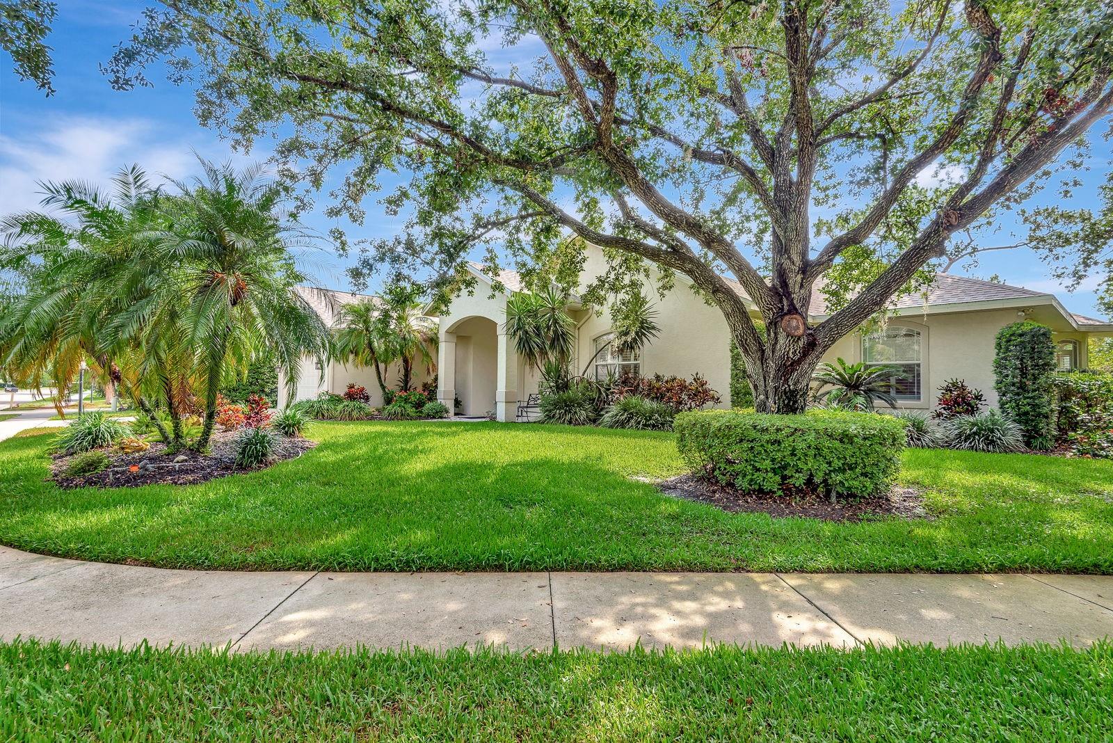 Image 46 of 61 For 8047 Desoto Woods Drive