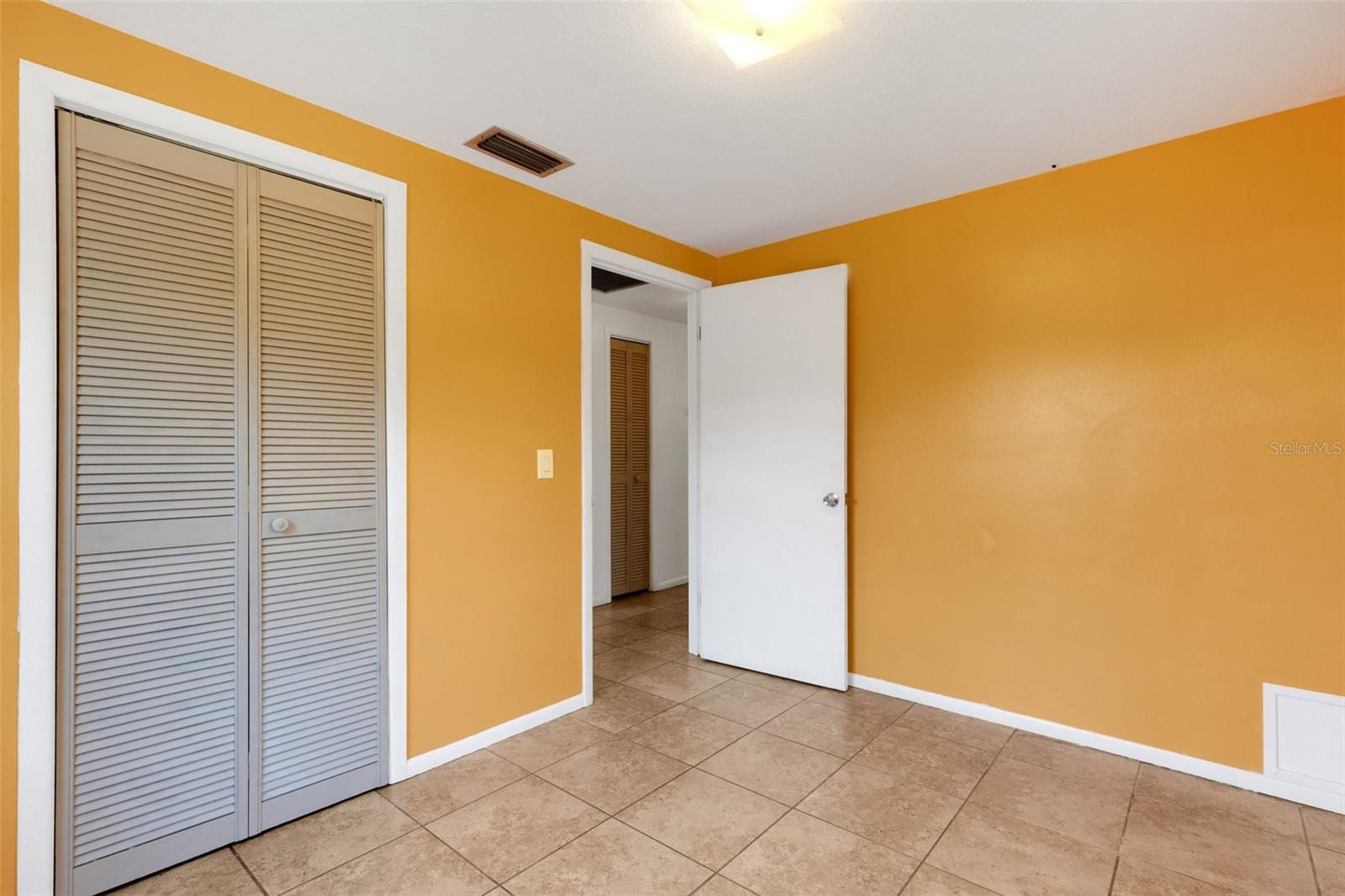 Image 20 of 46 For 112 Marland Court