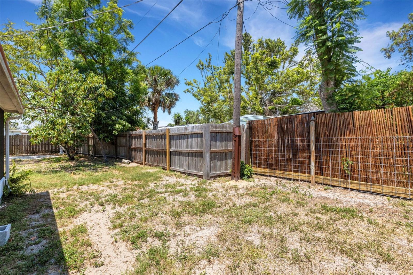 Image 36 of 46 For 112 Marland Court