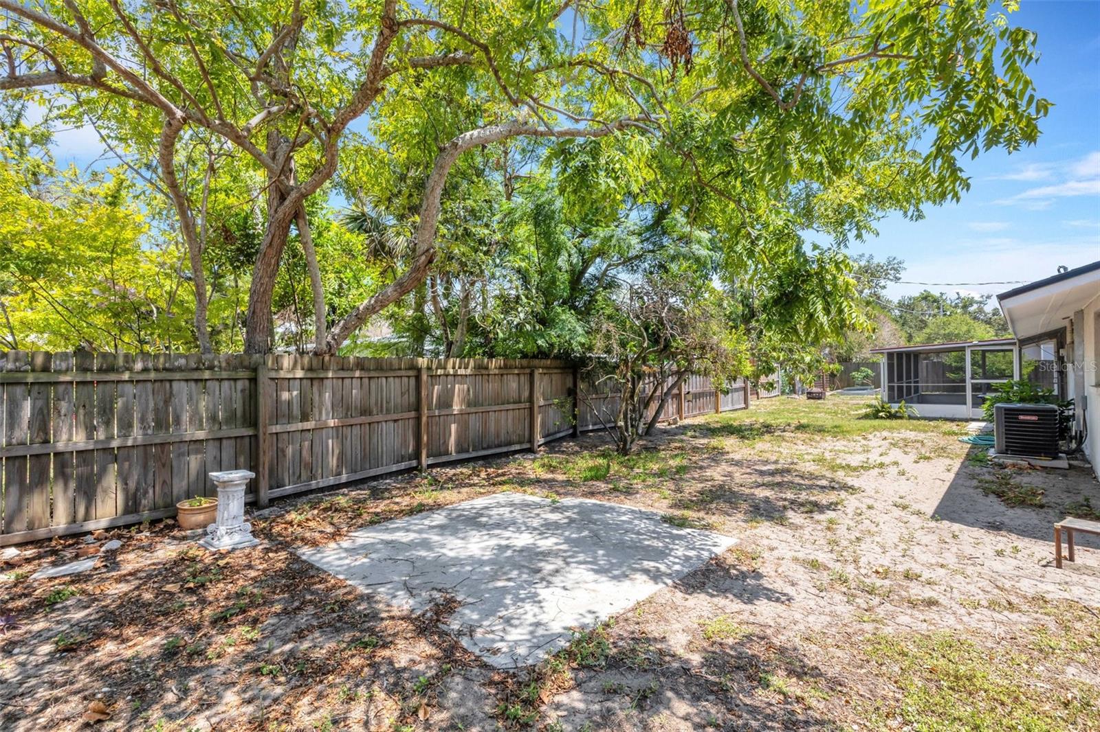Image 43 of 46 For 112 Marland Court